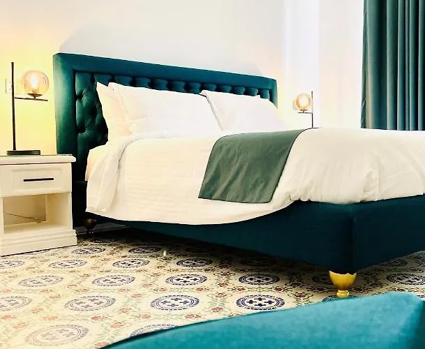 Casa Reale Boutique Hotel *