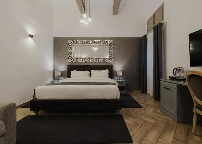Casa Reale Boutique Hotel *