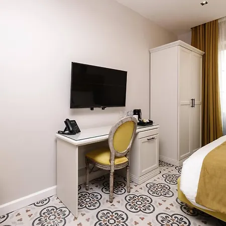 Hotel Casa Reale Boutique *