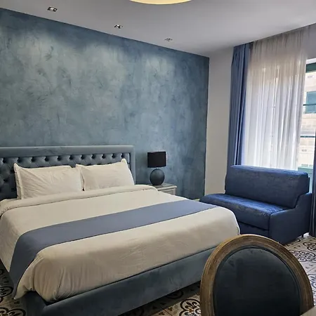 Casa Reale Boutique Hotel *