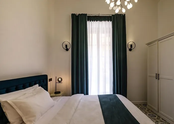 Casa Reale Boutique *